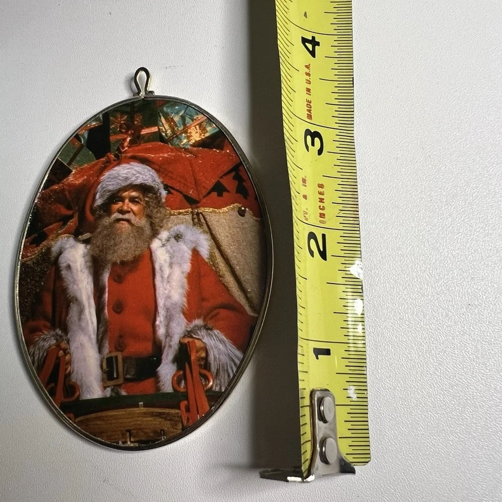 David Huddleston as Santa Claus in the 1985 film Santa Claus:‎ The Movie